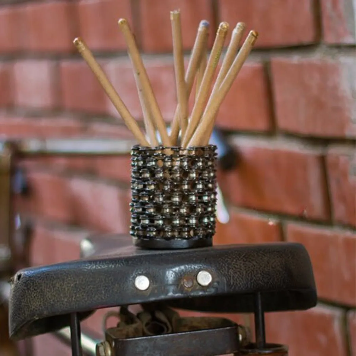 Chalo- Upcycled Metal Vintage Pen Stand